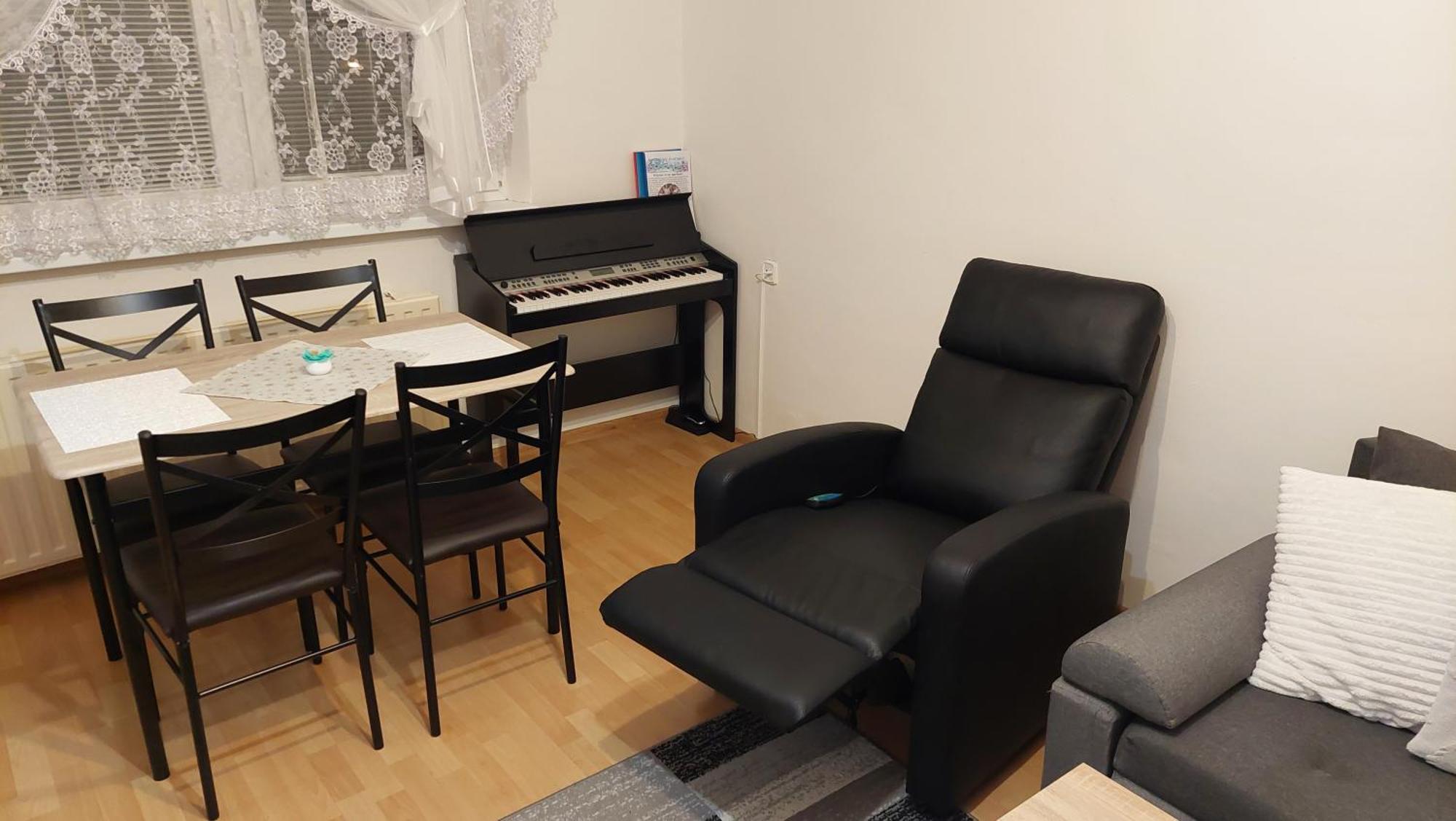 Karki Music Apartment ポプラト エクステリア 写真